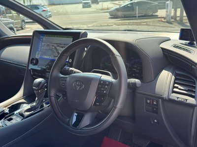 2023 Toyota ALPHARD — миниатюра 12