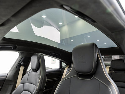 2025 Porsche TAYCAN 缩略图 15