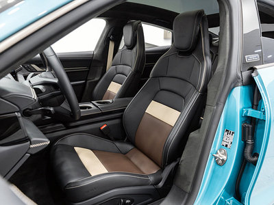 2025 Porsche TAYCAN 照片 10