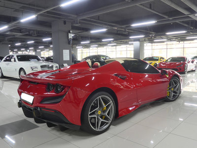 FERRARI F8 SPIDER - 2