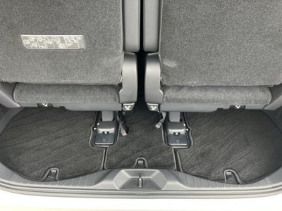 2023 Toyota ALPHARD 照片 29