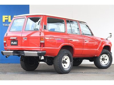 TOYOTA LAND CRUISER 60 - 2