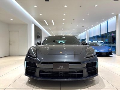 PORSCHE PANAMERA - 8