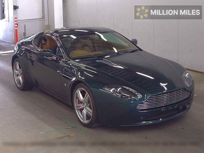 ASTON MARTIN V8 VANTAGE - 1