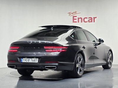 GENESIS G80 (RG3) - 2