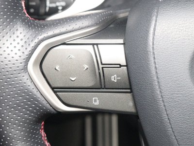 2023 Lexus RX thumbnail 34