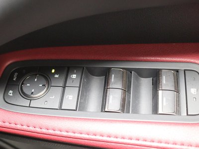 2023 Lexus RX thumbnail 29
