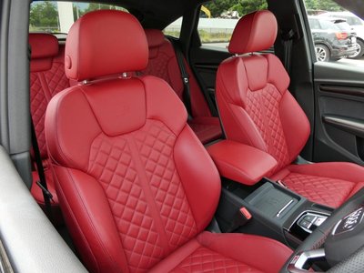 2025 AUDI SQ5 SPORTBACK — фото 9