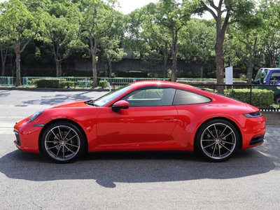 PORSCHE 911 - 6