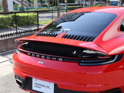 PORSCHE 911 - 8