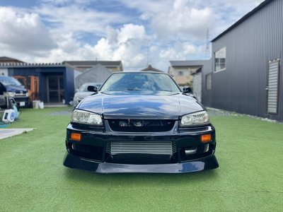 1998 Nissan SKYLINE 照片 2