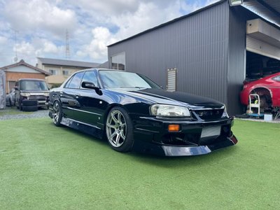 1998 Nissan SKYLINE 照片 1