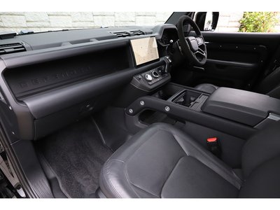 2023 LAND Rover DEFENDER thumbnail 39