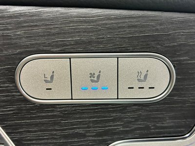 2025 Mercedes-BENZ GLS — миниатюра 19