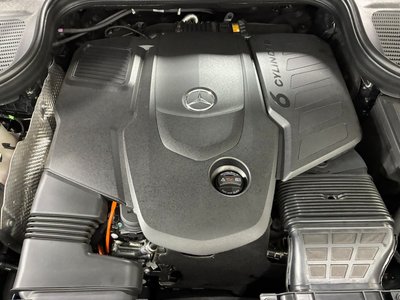2025 Mercedes-BENZ GLS — миниатюра 12