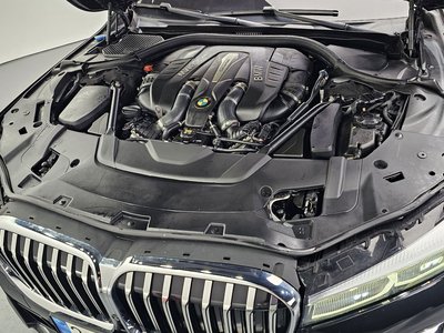 BMW 7 SERIES - 7