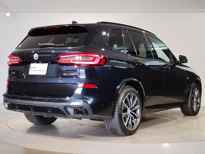 صورة 8 لـ 2023 BMW X5