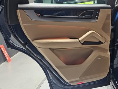 2024 Porsche CAYENNE 缩略图 15