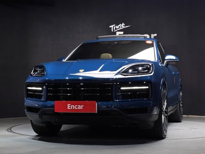 2024 Porsche CAYENNE 照片 2