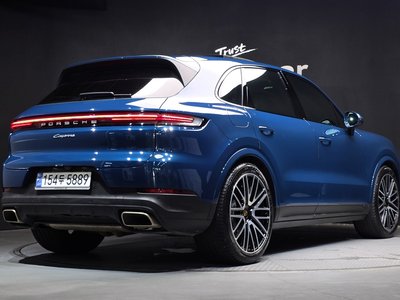 2024 Porsche CAYENNE 照片 3