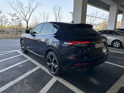 MASERATI LEVANTE - 3