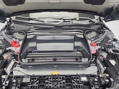 MERCEDES-BENZ EQE - 6