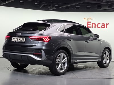 2022 AUDI Q3 photo 3