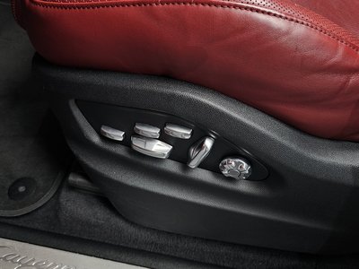 2020 Porsche CAYENNE — миниатюра 32