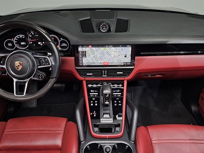 2020 Porsche CAYENNE photo 5