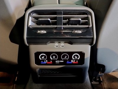 2024 BMW 5 SERIES 缩略图 41