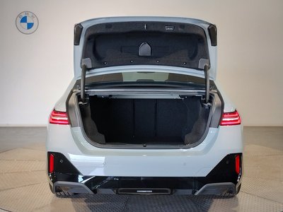 2024 BMW 5 SERIES 缩略图 31