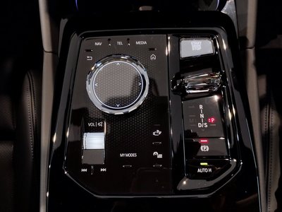 2024 BMW 5 SERIES 缩略图 75