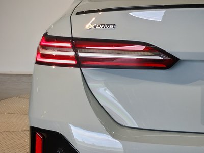 2024 BMW 5 SERIES 缩略图 30