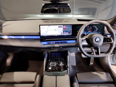 2024 BMW 5 SERIES 缩略图 43