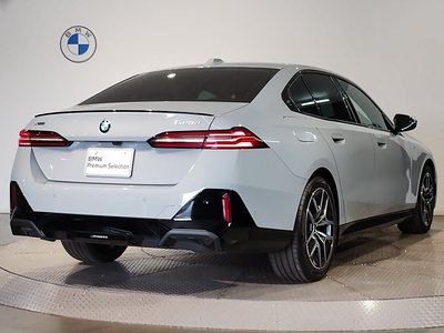 2024 BMW 5 SERIES — фото 10