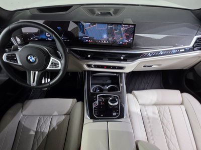 2025 BMW X7 — фото 4