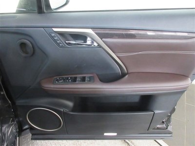 صورة مصغرة 27 لـ 2022 Lexus RX