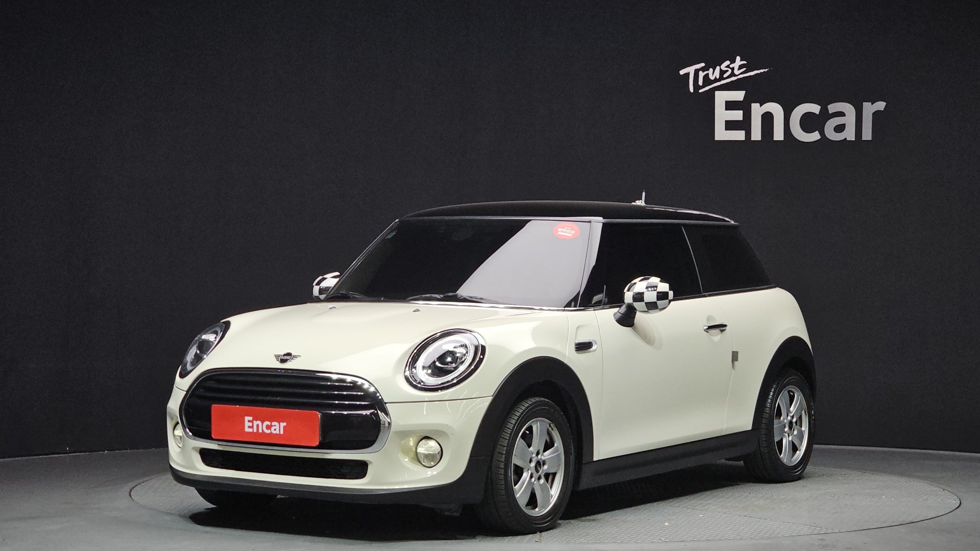 MINI COOPER - View 1