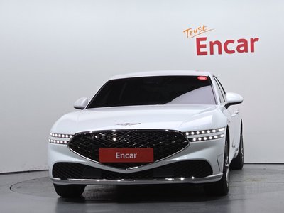 صورة 2 لـ 2022 Genesis G90 (RS4)