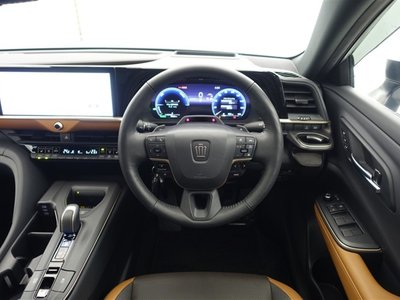 2023 Toyota CROWN CROSSOVER 照片 4