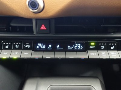 صورة مصغرة 18 لـ 2023 Toyota CROWN CROSSOVER