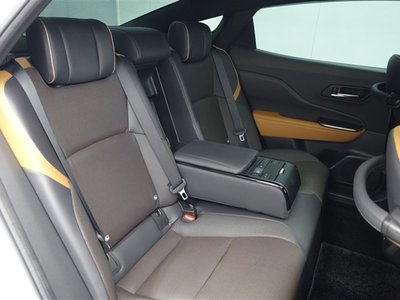 2023 Toyota CROWN CROSSOVER 照片 8