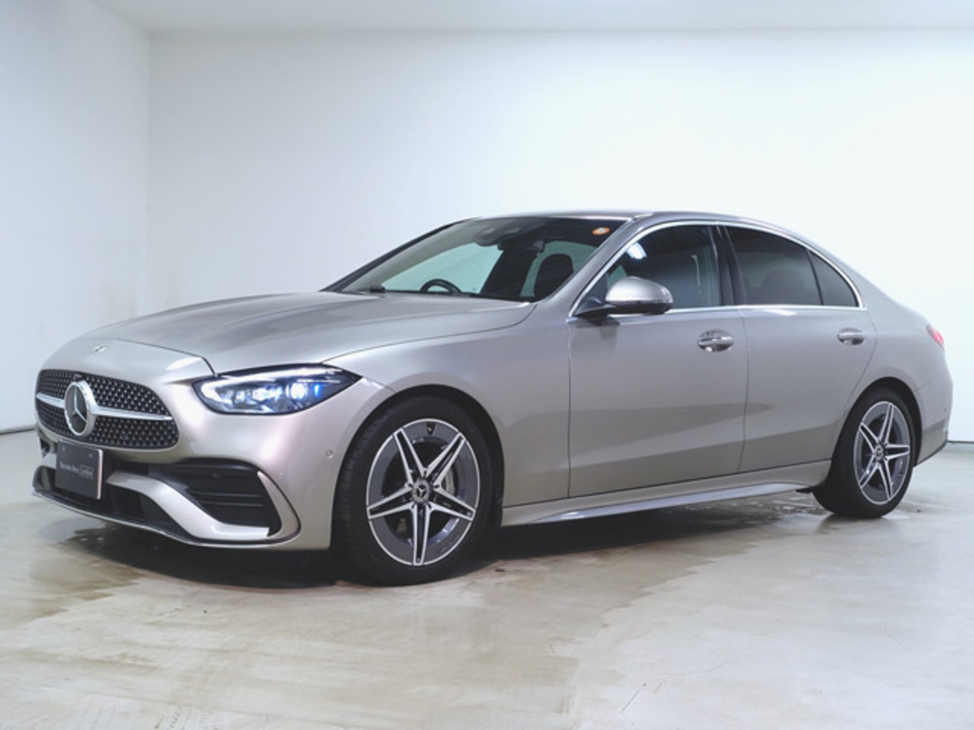 MERCEDES-BENZ C-CLASS - View 1