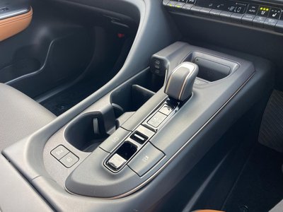 صورة مصغرة 35 لـ 2023 Toyota CROWN CROSSOVER