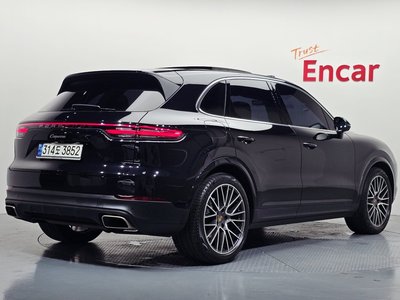 2022 Porsche CAYENNE 照片 4