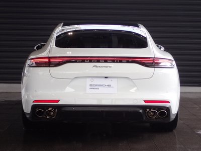 PORSCHE PANAMERA - 5