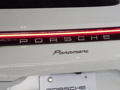 PORSCHE PANAMERA - 6