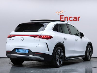 MERCEDES-BENZ EQE - 3