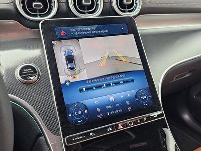 2025 Mercedes-BENZ GLC — миниатюра 21