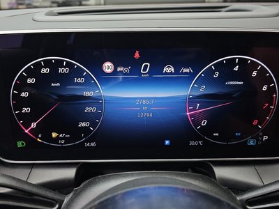 2025 Mercedes-BENZ GLC — миниатюра 11